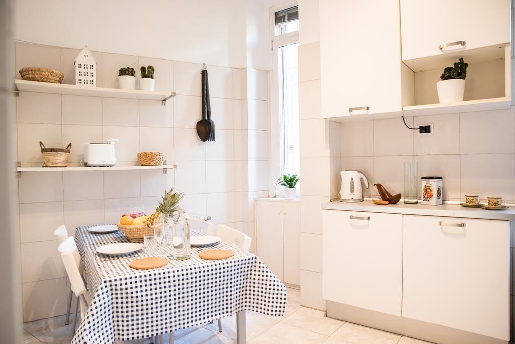 Porta Latina Apartment Rome Bagian luar foto